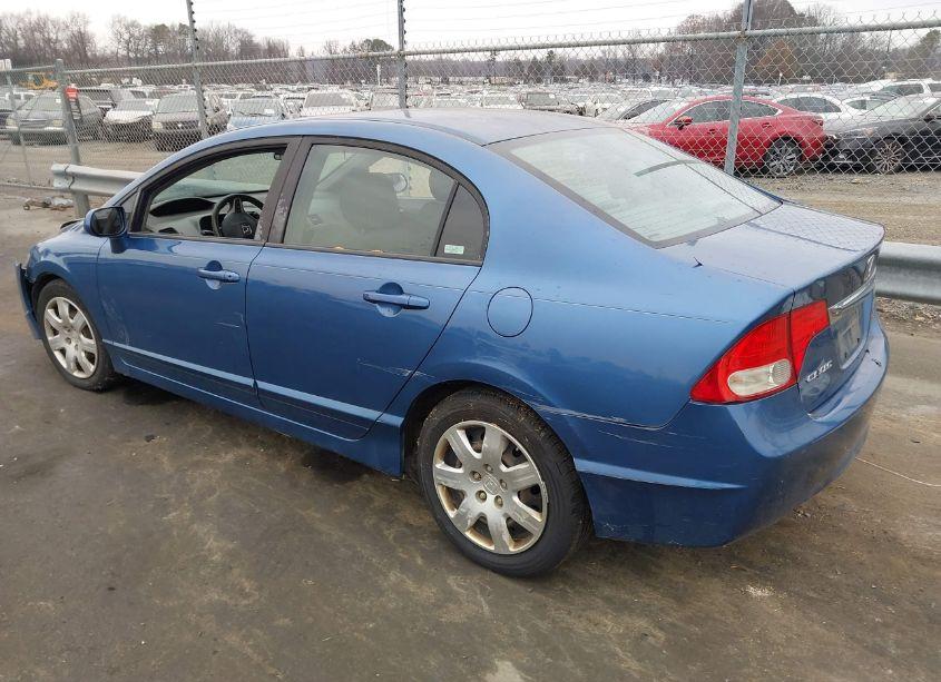 Photo 3 of 2009 Honda Civic LX (VIN 19XFA16519E032900)