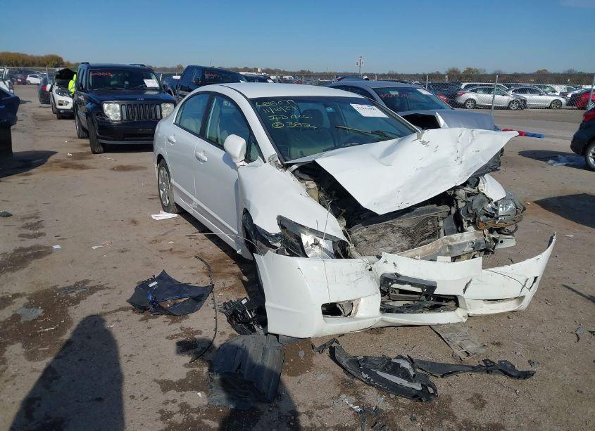 2009 Honda Civic LX (VIN 19XFA16539E033000) main photo