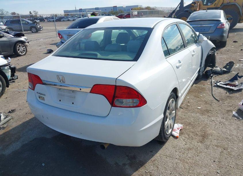 Photo 4 of 2009 Honda Civic LX (VIN 19XFA16539E033000)