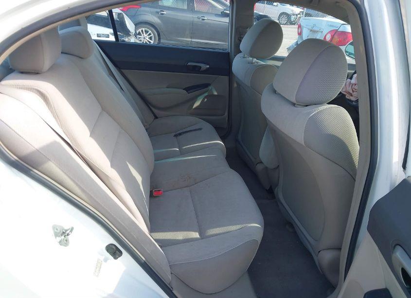 Photo 8 of 2009 Honda Civic LX (VIN 19XFA16539E033000)