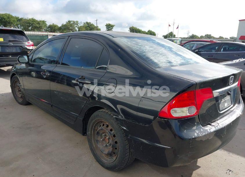 Photo 3 of 2009 Honda Civic LX (VIN 19XFA16539E035748)