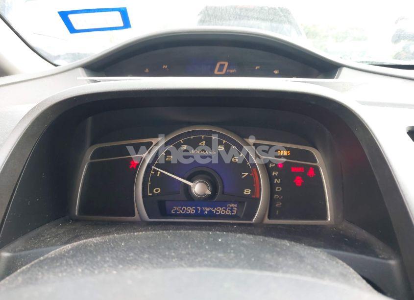 Photo 7 of 2009 Honda Civic LX (VIN 19XFA16539E035748)