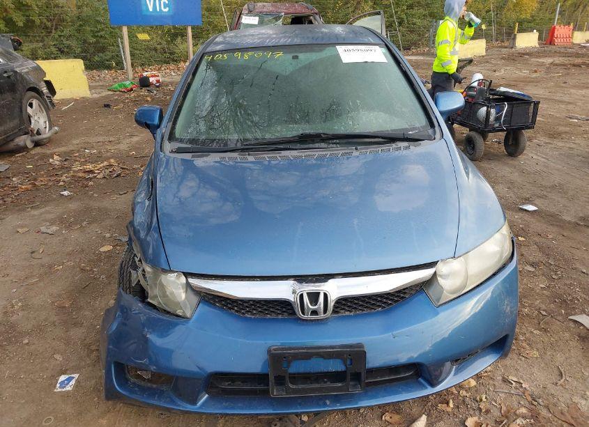 Photo 12 of 2009 Honda Civic LX (VIN 19XFA16539E036995)
