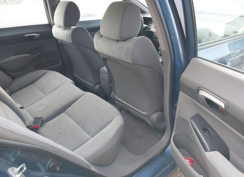 Photo 8 of 2009 Honda Civic LX (VIN 19XFA16539E036995)