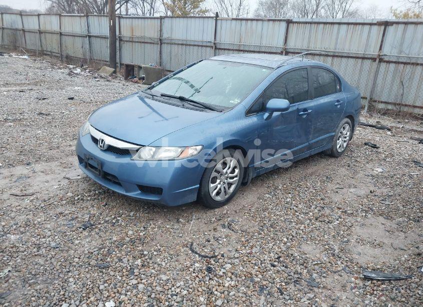 Photo 2 of 2009 Honda Civic LX (VIN 19XFA16539E039380)