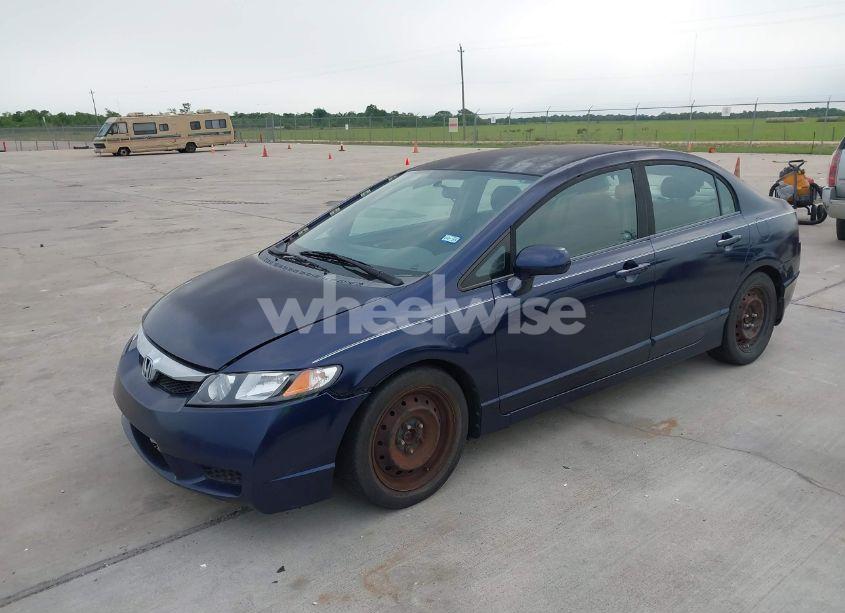 Photo 2 of 2009 Honda Civic LX (VIN 19XFA16539E046930)