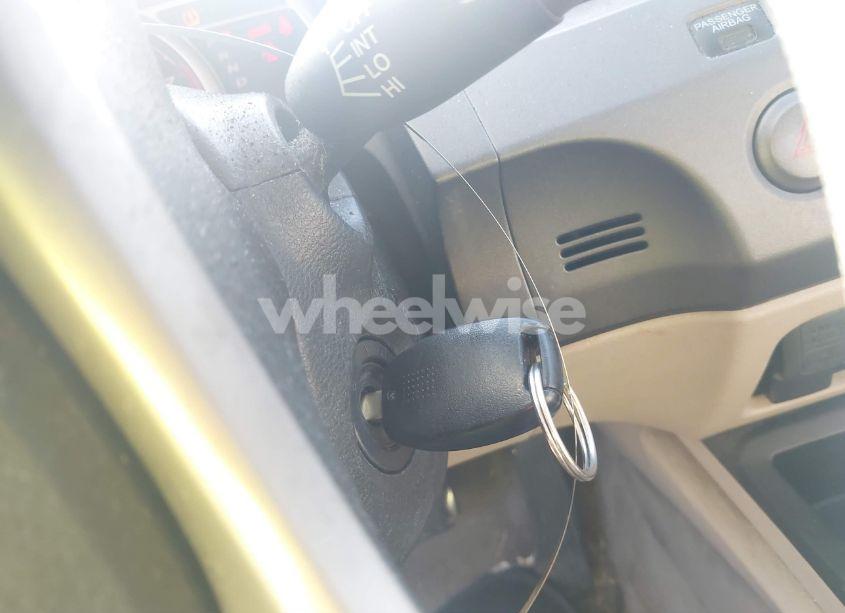 Photo 11 of 2009 Honda Civic LX (VIN 19XFA16549E018523)