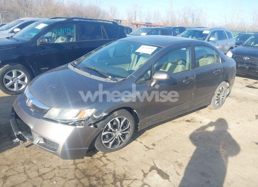 Photo 2 of 2009 Honda Civic LX (VIN 19XFA16549E018523)