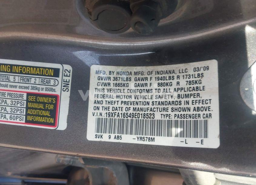 Photo 9 of 2009 Honda Civic LX (VIN 19XFA16549E018523)