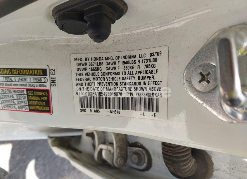 Photo 9 of 2009 Honda Civic LX (VIN 19XFA16549E018876)