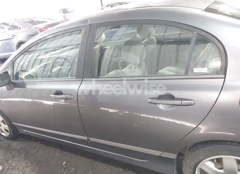 Photo 14 of 2009 Honda Civic LX (VIN 19XFA16549E029554)