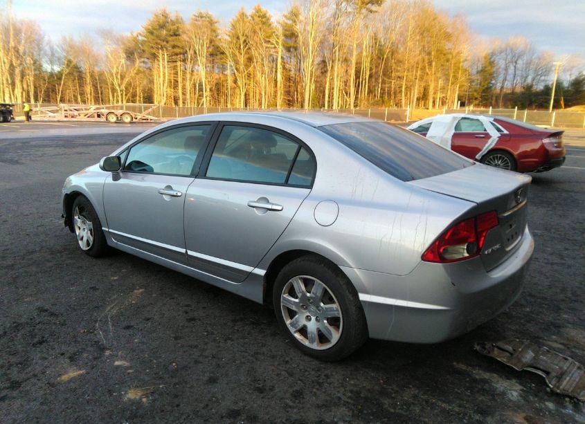 Photo 3 of 2009 Honda Civic LX (VIN 19XFA16549E038609)