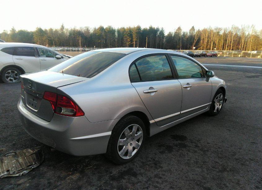 Photo 4 of 2009 Honda Civic LX (VIN 19XFA16549E038609)