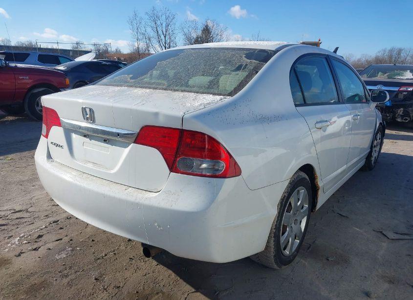 Photo 4 of 2009 Honda Civic LX (VIN 19XFA16549E045883)