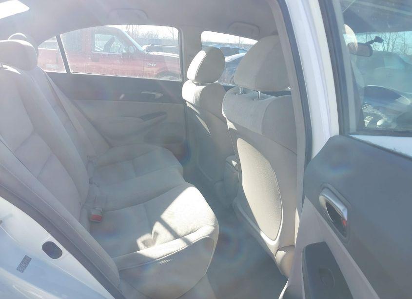 Photo 8 of 2009 Honda Civic LX (VIN 19XFA16549E045883)