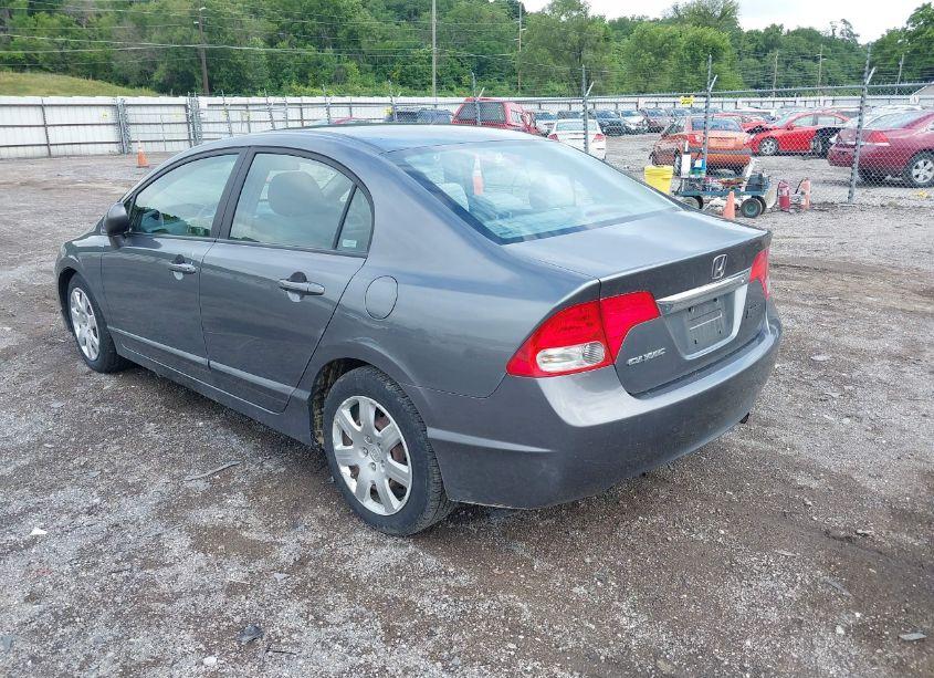 Photo 3 of 2009 Honda Civic LX (VIN 19XFA16549E049786)