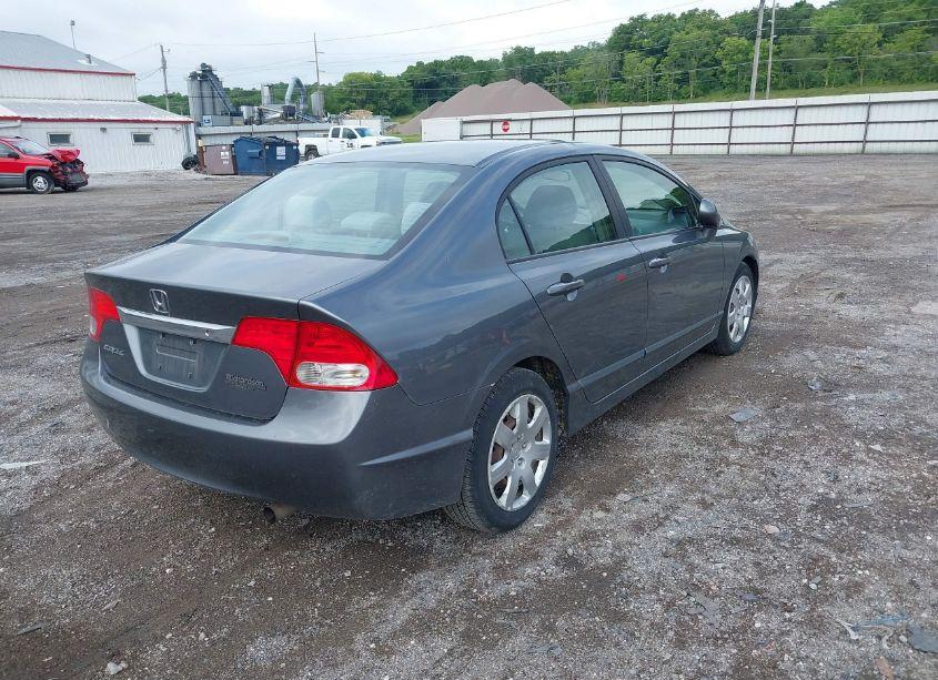 Photo 4 of 2009 Honda Civic LX (VIN 19XFA16549E049786)