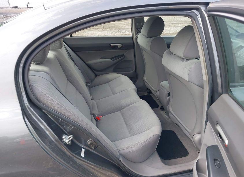 Photo 8 of 2009 Honda Civic LX (VIN 19XFA16549E049786)