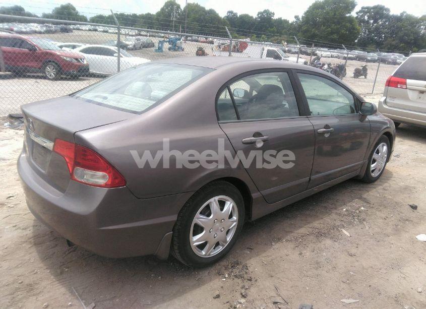 Photo 4 of 2009 Honda Civic LX (VIN 19XFA16559E022743)