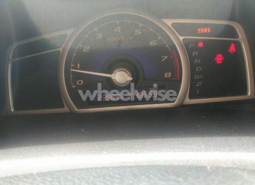 Photo 7 of 2009 Honda Civic LX (VIN 19XFA16559E022743)