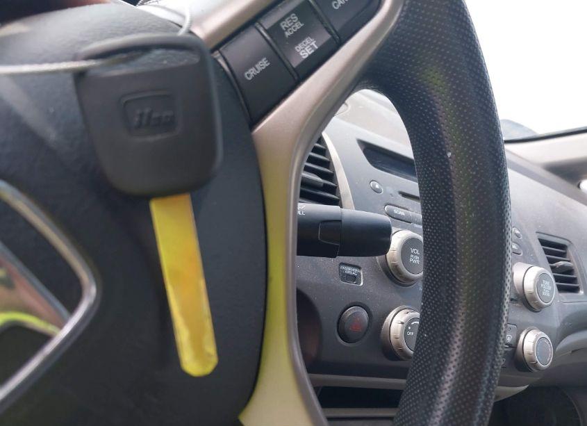 Photo 11 of 2009 Honda Civic LX (VIN 19XFA16559E032253)