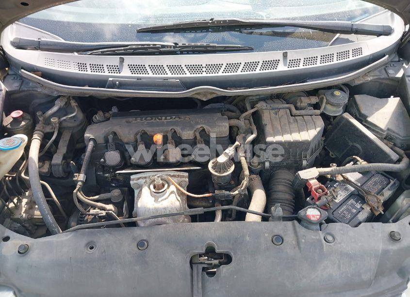 Photo 10 of 2009 Honda Civic LX (VIN 19XFA16559E050364)