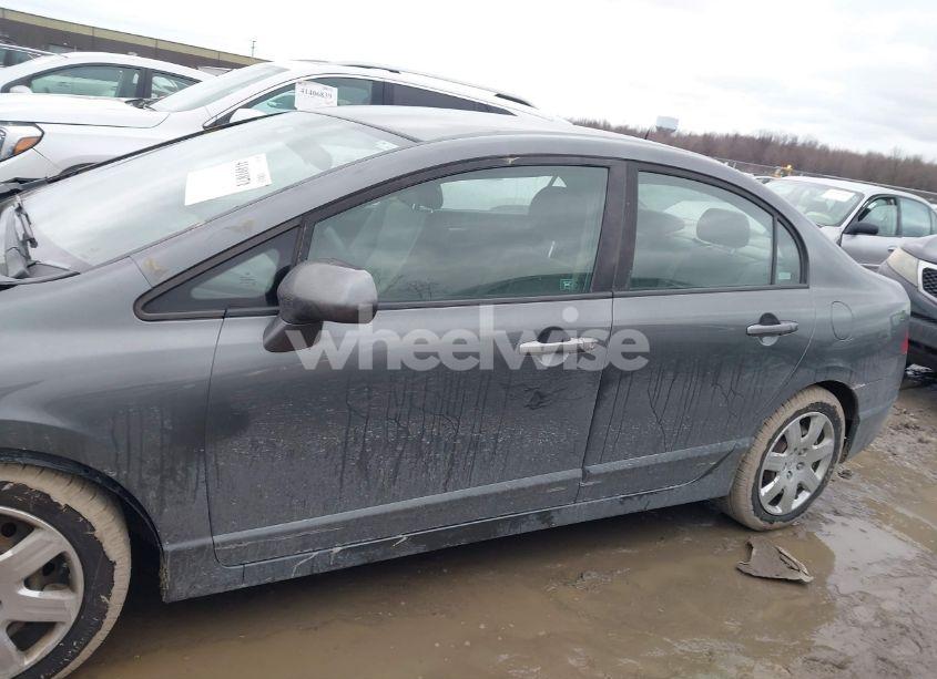 Photo 14 of 2009 Honda Civic LX (VIN 19XFA16559E050946)