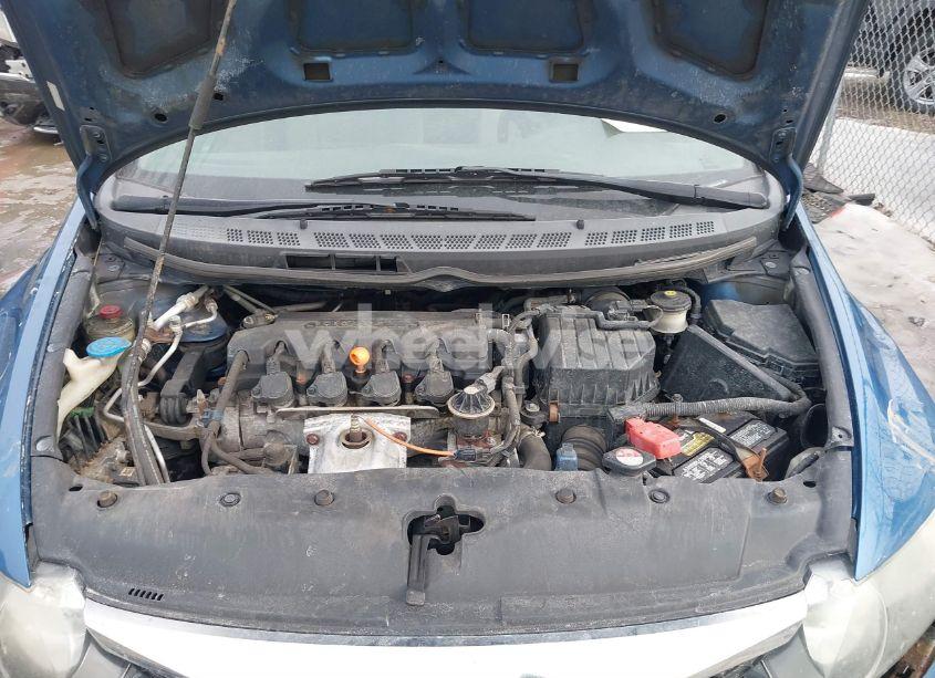 Photo 10 of 2009 Honda Civic LX (VIN 19XFA16569E009662)