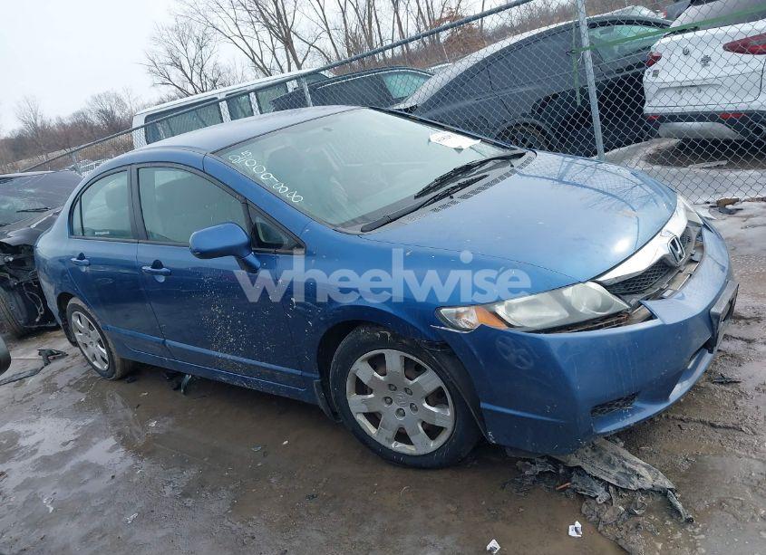 Photo 13 of 2009 Honda Civic LX (VIN 19XFA16569E009662)