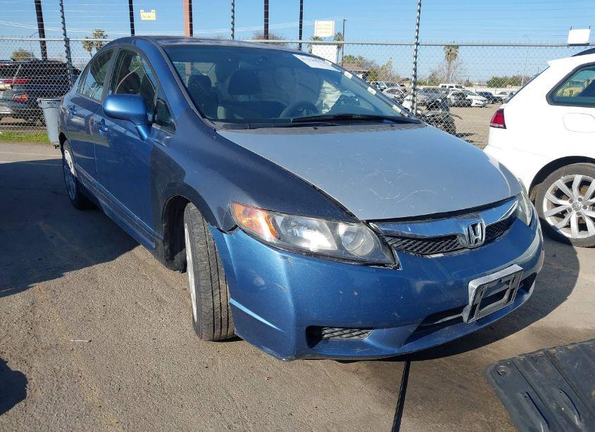 2009 Honda Civic LX (VIN 19XFA16569E019124) main photo