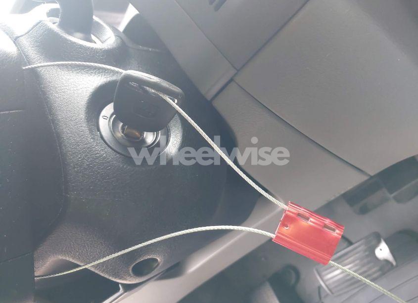 Photo 11 of 2009 Honda Civic LX (VIN 19XFA16569E050955)