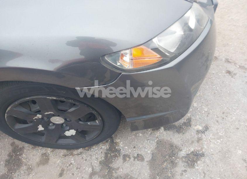 Photo 6 of 2009 Honda Civic LX (VIN 19XFA16569E050955)