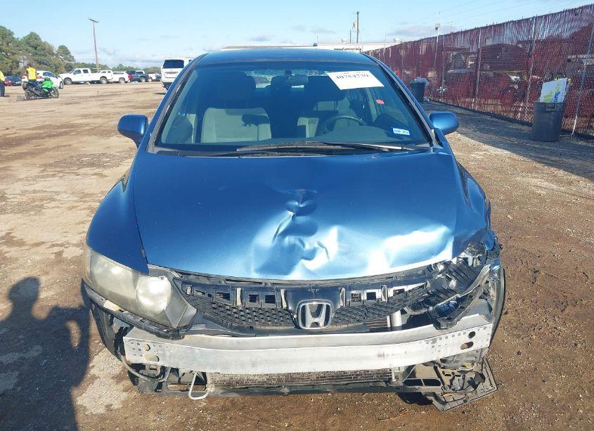 Photo 13 of 2009 Honda Civic LX (VIN 19XFA16579E006933)