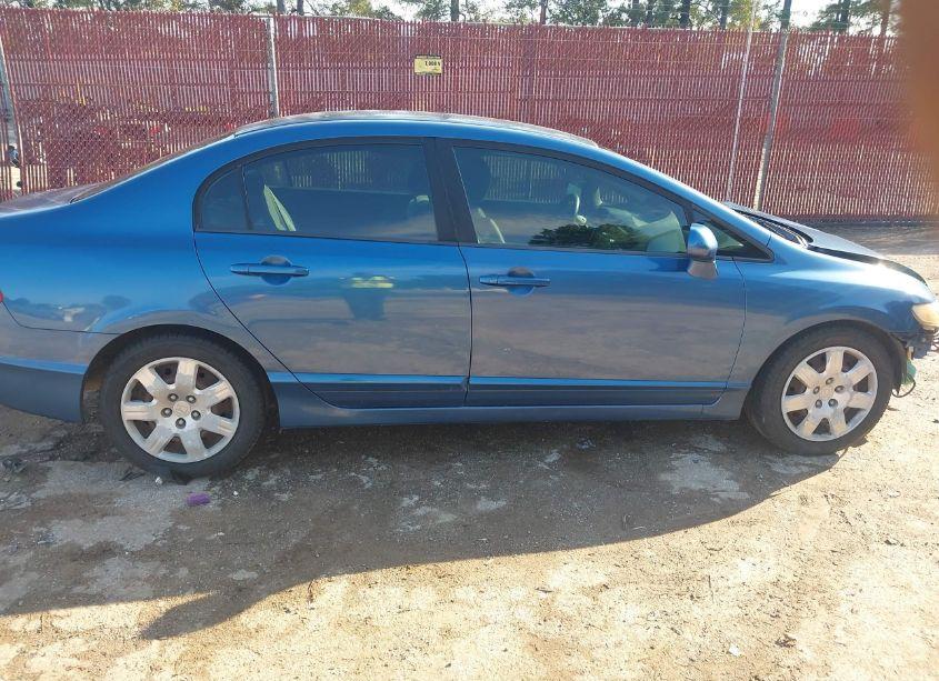 Photo 14 of 2009 Honda Civic LX (VIN 19XFA16579E006933)