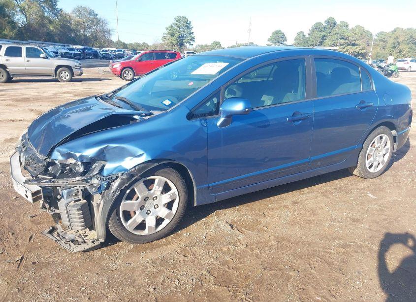 Photo 2 of 2009 Honda Civic LX (VIN 19XFA16579E006933)