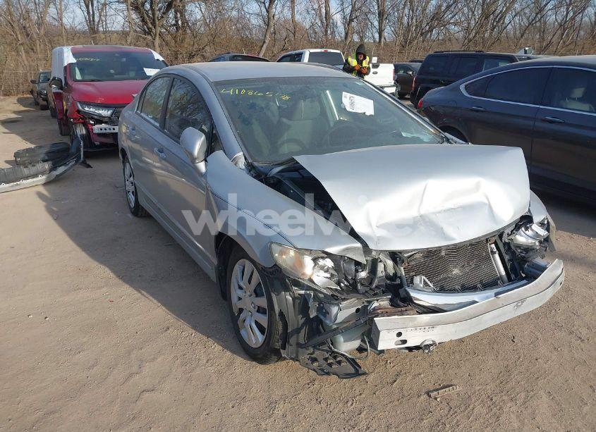 2009 Honda Civic LX (VIN 19XFA16579E046302) main photo