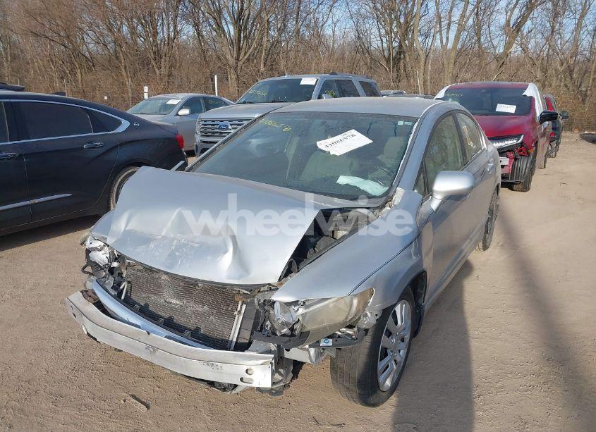 Photo 2 of 2009 Honda Civic LX (VIN 19XFA16579E046302)