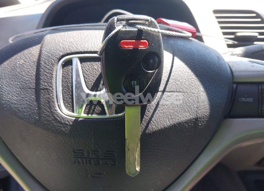 Photo 11 of 2009 Honda Civic LX (VIN 19XFA16579E050754)