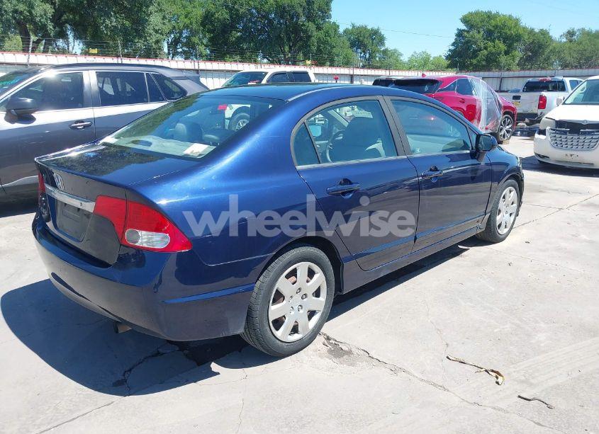Photo 4 of 2009 Honda Civic LX (VIN 19XFA16579E050754)