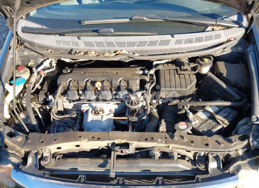 Photo 10 of 2009 Honda Civic LX (VIN 19XFA16579E050883)