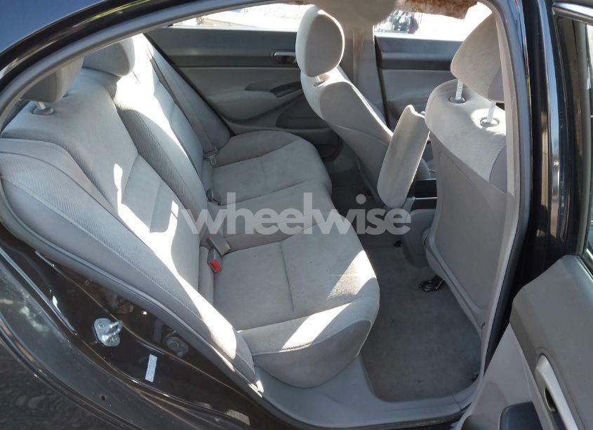 Photo 8 of 2009 Honda Civic LX (VIN 19XFA16579E050883)