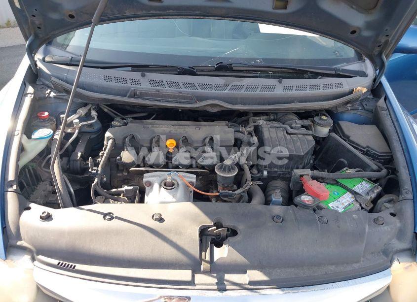 Photo 10 of 2009 Honda Civic LX (VIN 19XFA16589E007721)