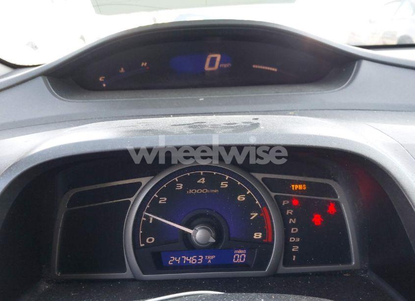 Photo 7 of 2009 Honda Civic LX (VIN 19XFA16589E007721)