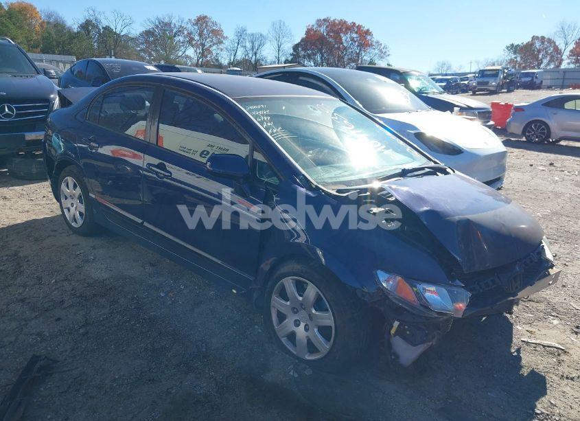 2009 Honda Civic LX (VIN 19XFA16589E026799) main photo
