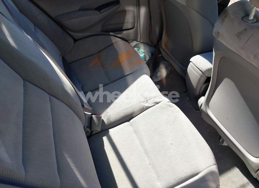 Photo 8 of 2009 Honda Civic LX (VIN 19XFA16589E026799)