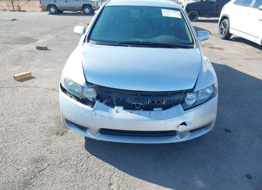Photo 6 of 2009 Honda Civic LX (VIN 19XFA16589E049189)