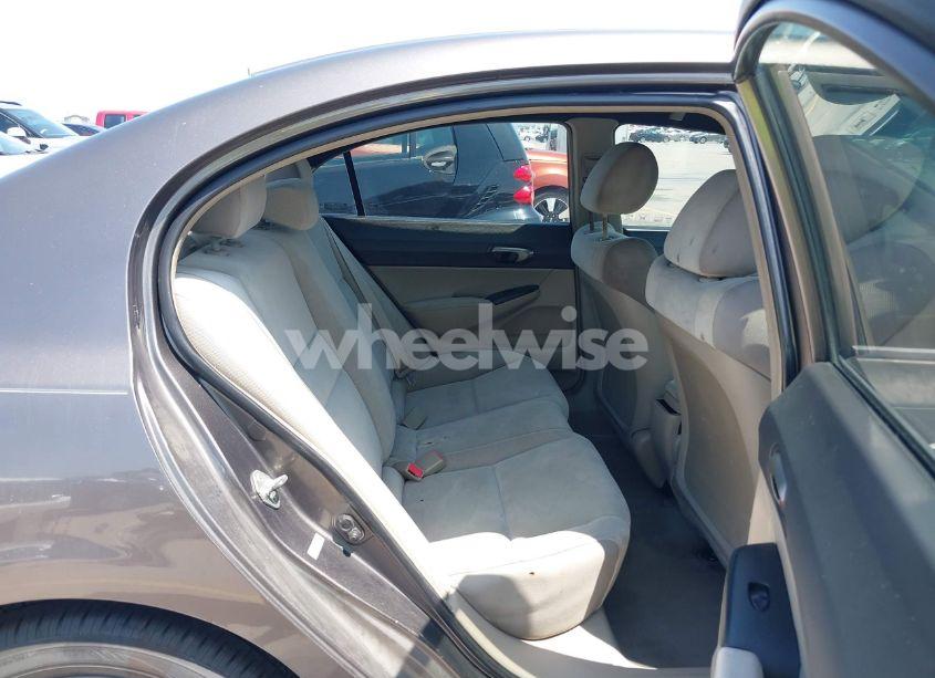 Photo 8 of 2009 Honda Civic LX (VIN 19XFA16599E018159)