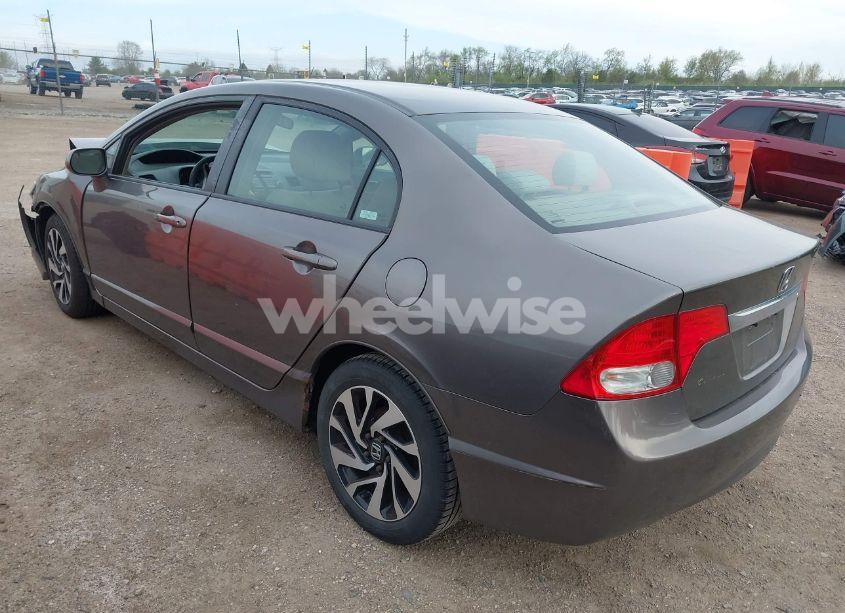 Photo 3 of 2009 Honda Civic LX (VIN 19XFA16599E019179)