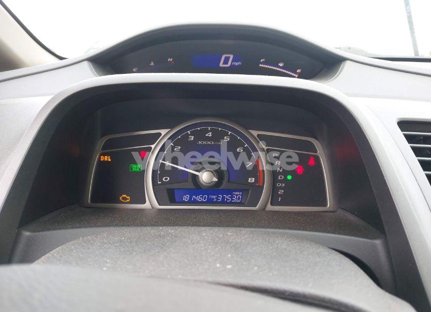 Photo 7 of 2009 Honda Civic LX (VIN 19XFA16599E019179)