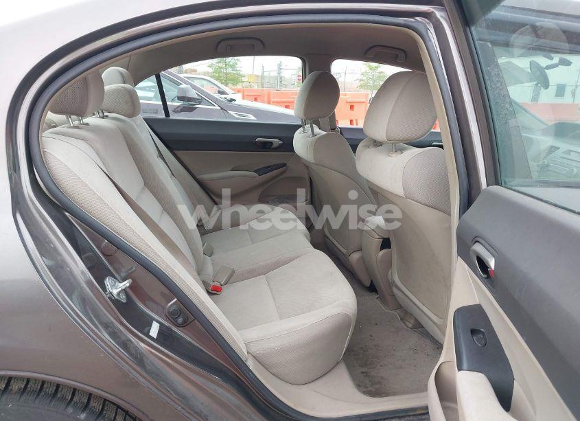 Photo 8 of 2009 Honda Civic LX (VIN 19XFA16599E019179)